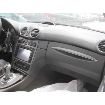 mercedes-benz clase clk (w209) coupe del año 2003