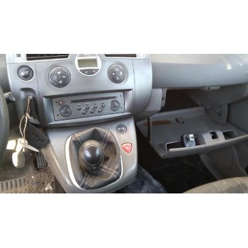 renault scenic ii del año 2004