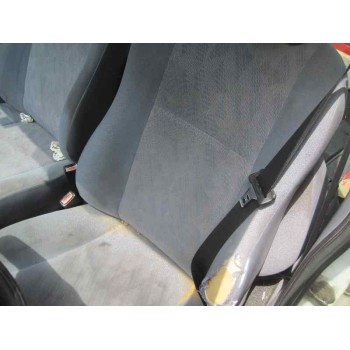 ford fiesta berlina del año 1998