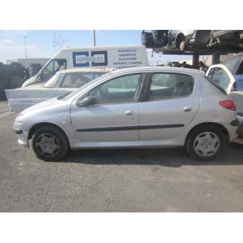 PEUGEOT 206 BERLINA