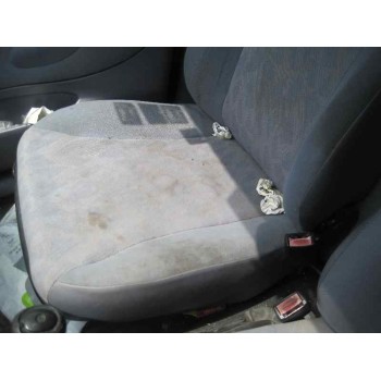 ford fiesta berlina del año 1998