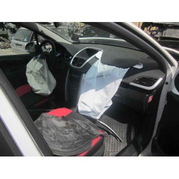 peugeot 207 del año 2009