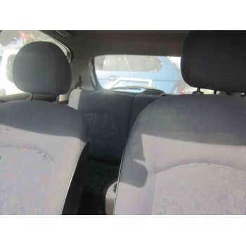 peugeot 206 berlina del año 2001