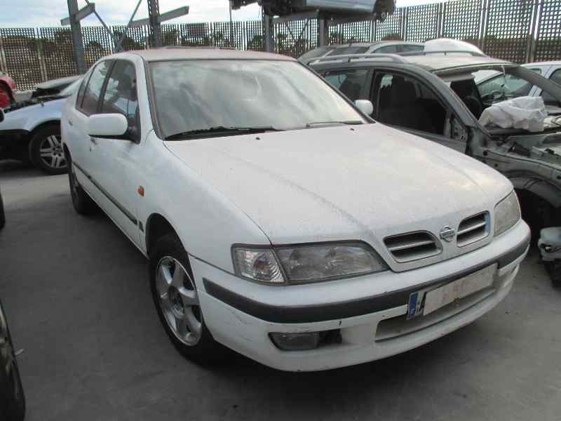 nissan primera berlina (p11) del año 1999