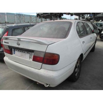 nissan primera berlina (p11) del año 1999