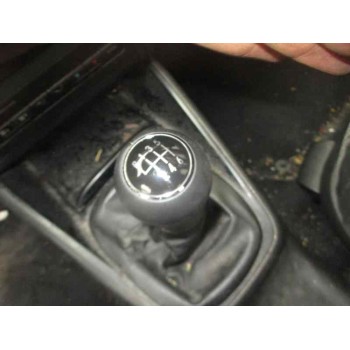 volkswagen golf iv berlina (1j1) del año 2001