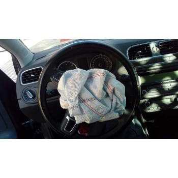 volkswagen polo (6r1) del año 2010