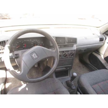 peugeot 405 berlina del año 1990