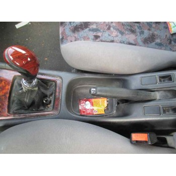 nissan primera berlina (p11) del año 1999