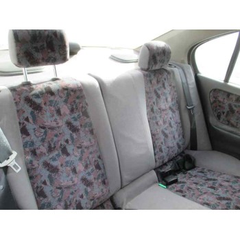 nissan primera berlina (p11) del año 1999