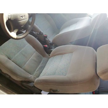 daewoo lanos del año 2000