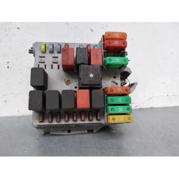 CAJA RELES / FUSIBLES 51775686 