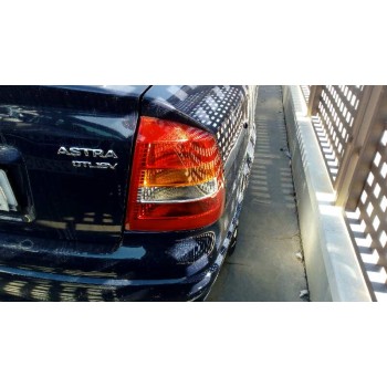 opel astra g berlina del año 2001