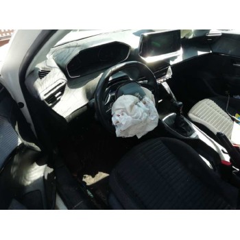 peugeot 208 (p2) del año 2020