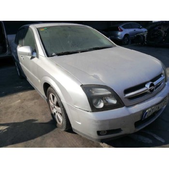 opel vectra c berlina del año 2005