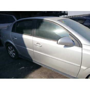 opel vectra c berlina del año 2005