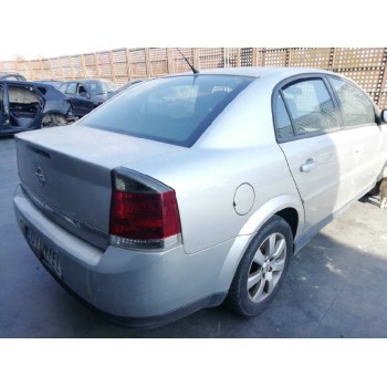 opel vectra c berlina del año 2005