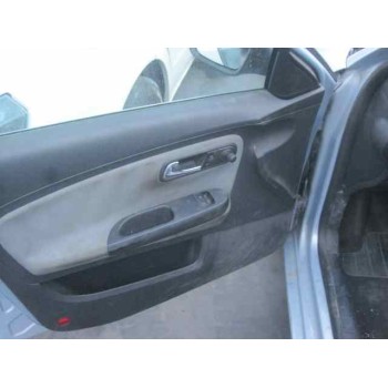 seat ibiza (6l1) del año 2003