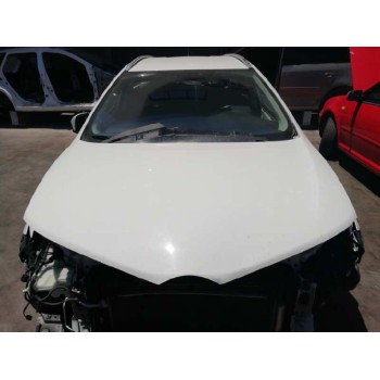 toyota auris del año 2014