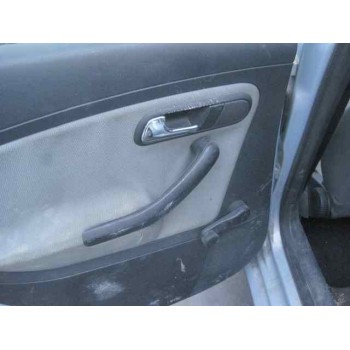 seat ibiza (6l1) del año 2003