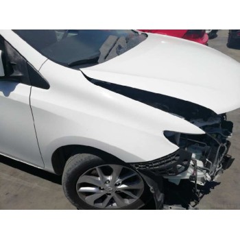 toyota auris del año 2014