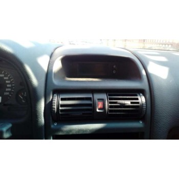 opel astra g berlina del año 2001