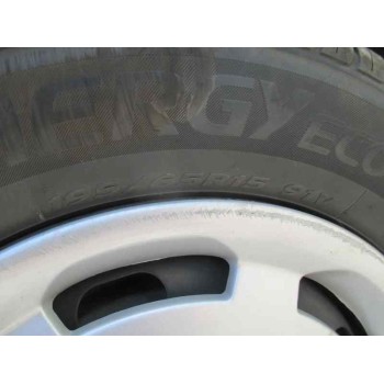 skoda octavia berlina (1u2) del año 2000