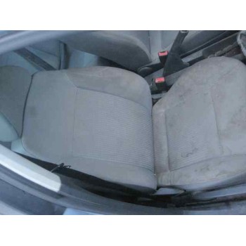 seat ibiza (6l1) del año 2003