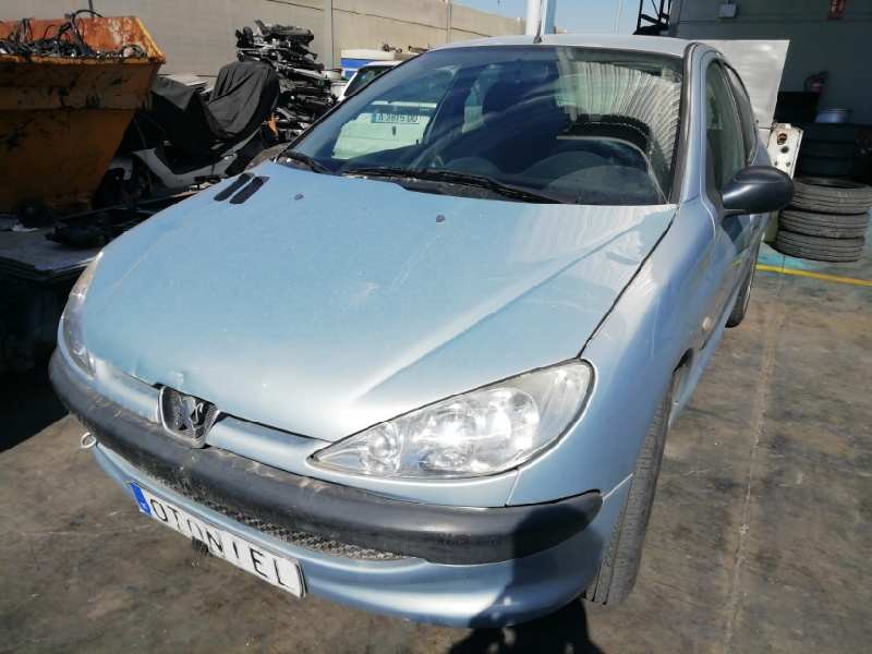 PEUGEOT 206 BERLINA