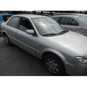 mazda 323 berl. f/s (bj) del año 2001