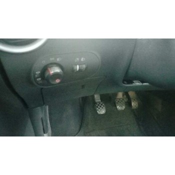 seat ibiza (6l1) del año 2004