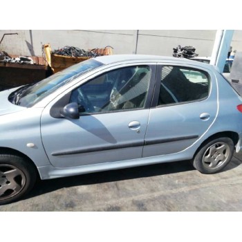 peugeot 206 berlina del año 2004