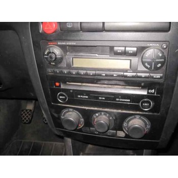 seat ibiza (6l1) del año 2003