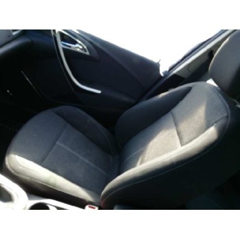 opel astra j sports tourer del año 2009