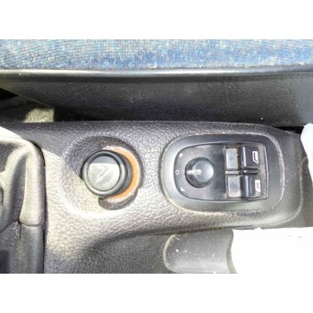 peugeot 206 berlina del año 2001