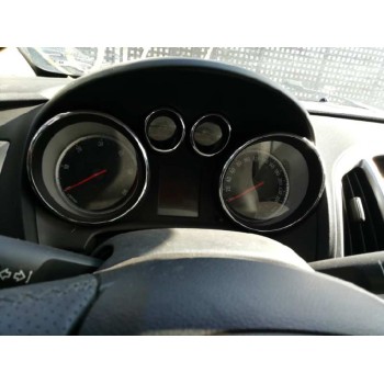 opel astra j sports tourer del año 2009