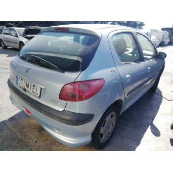peugeot 206 berlina del año 2004