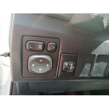 toyota auris del año 2014