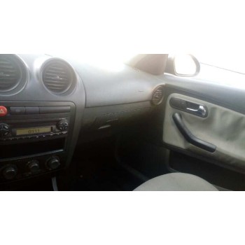 seat ibiza (6l1) del año 2004