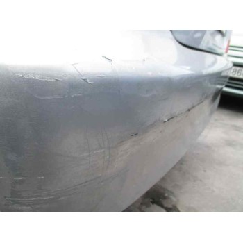 mazda 323 berl. f/s (bj) del año 2001