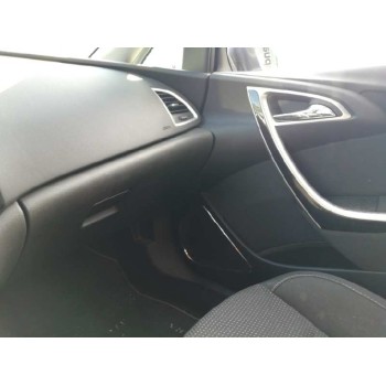 opel astra j sports tourer del año 2009