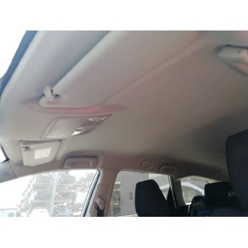 toyota auris del año 2014