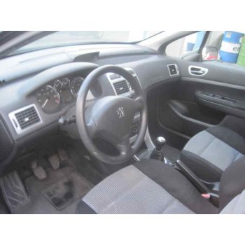 peugeot 307 berlina (s2) del año 2006