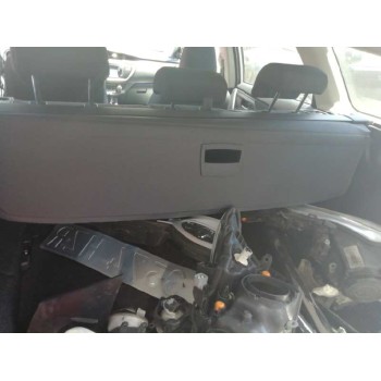 toyota auris del año 2014