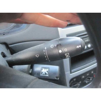 peugeot 307 berlina (s2) del año 2006