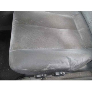 mazda 323 berl. f/s (bj) del año 2001