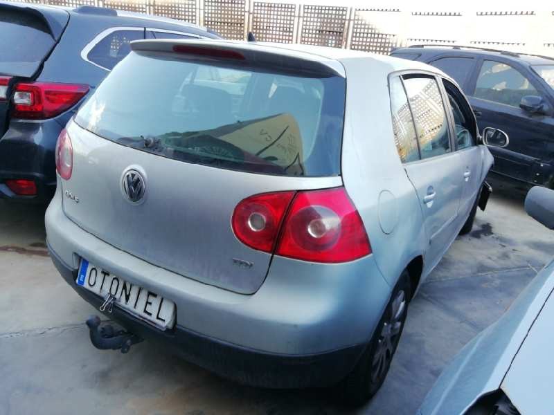 VOLKSWAGEN GOLF V BERLINA (1K1)