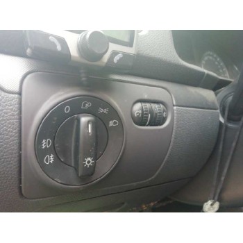 volkswagen golf v berlina (1k1) del año 2006