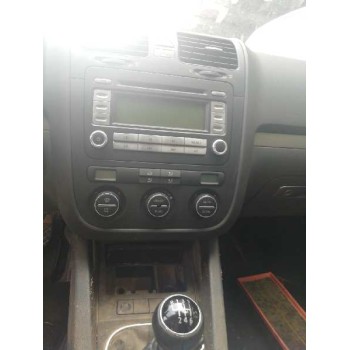 volkswagen golf v berlina (1k1) del año 2006