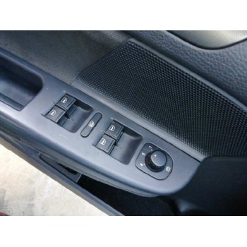 volkswagen golf v berlina (1k1) del año 2007